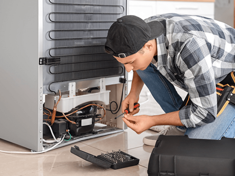 Certified fridge technician in Clarinda