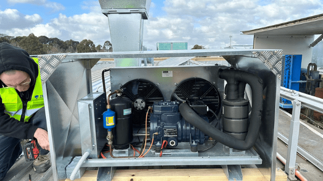 Why Commercial Refrigeration Emergencies Happen More Often at Night and on Weekends